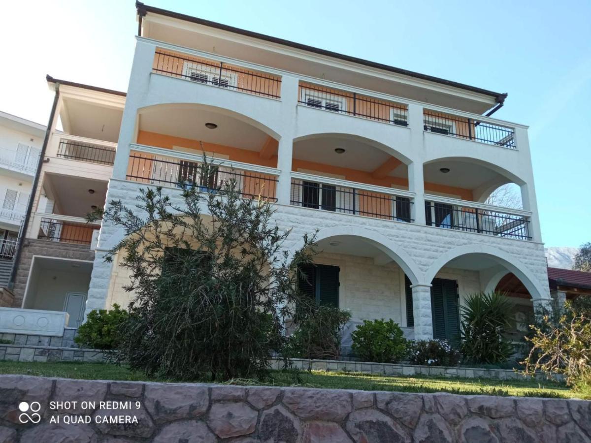 Apartmani Andrea Херцег-Новий Екстер'єр фото